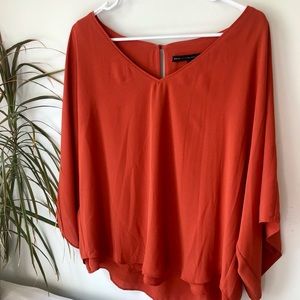 🌿 White House Black Marker satin blouse